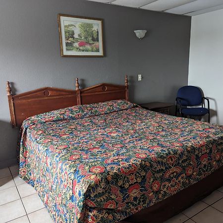 Austin Motor Inn Екстериор снимка