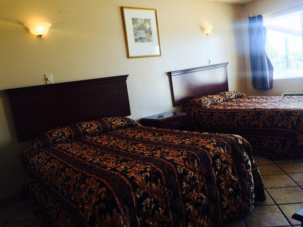 Austin Motor Inn Стая снимка