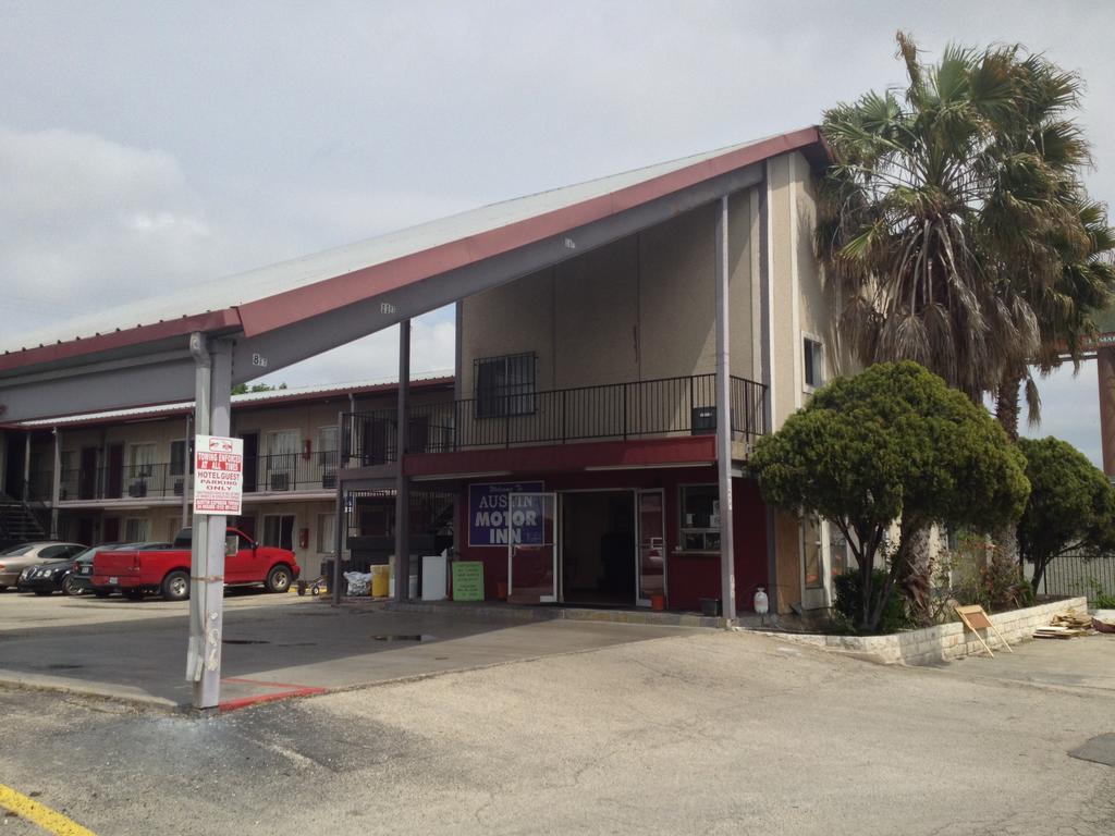 Austin Motor Inn Екстериор снимка